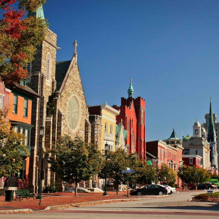 Long street of historical part of Harrisburg in Pennsylvania, US